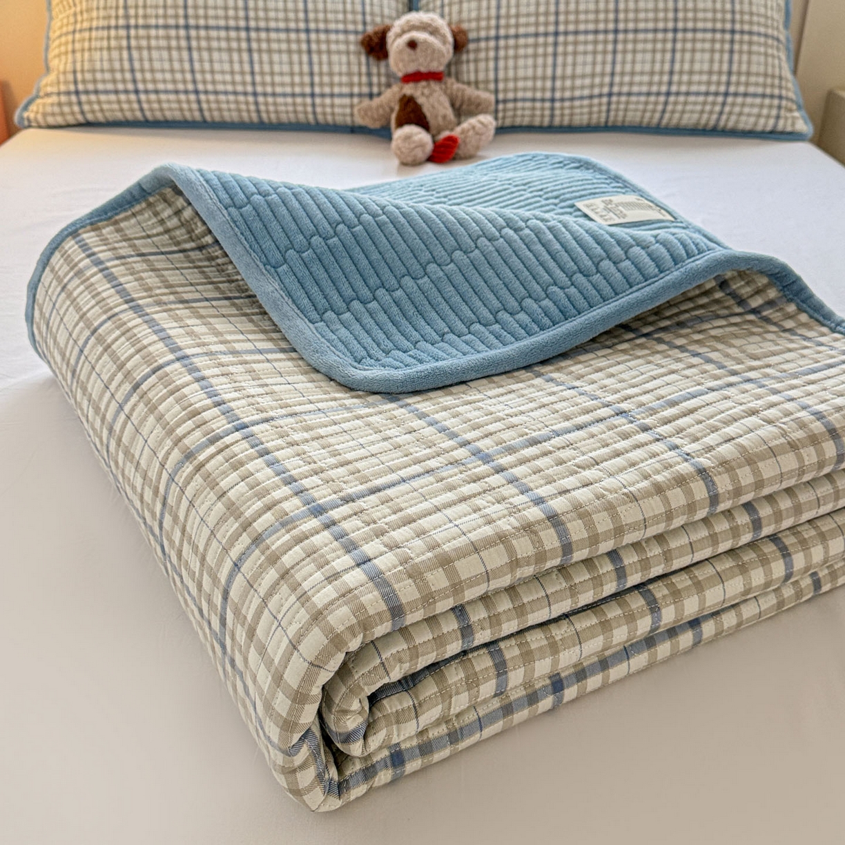 91家纺网 家纺一手货源 找家纺 恒尚居 2026新款纯棉牛奶绒双拼床垫双面两用床褥垫夹棉床盖床褥垫-冬款四季通用-系列一 大格蓝灰【A纯棉-B牛奶绒】