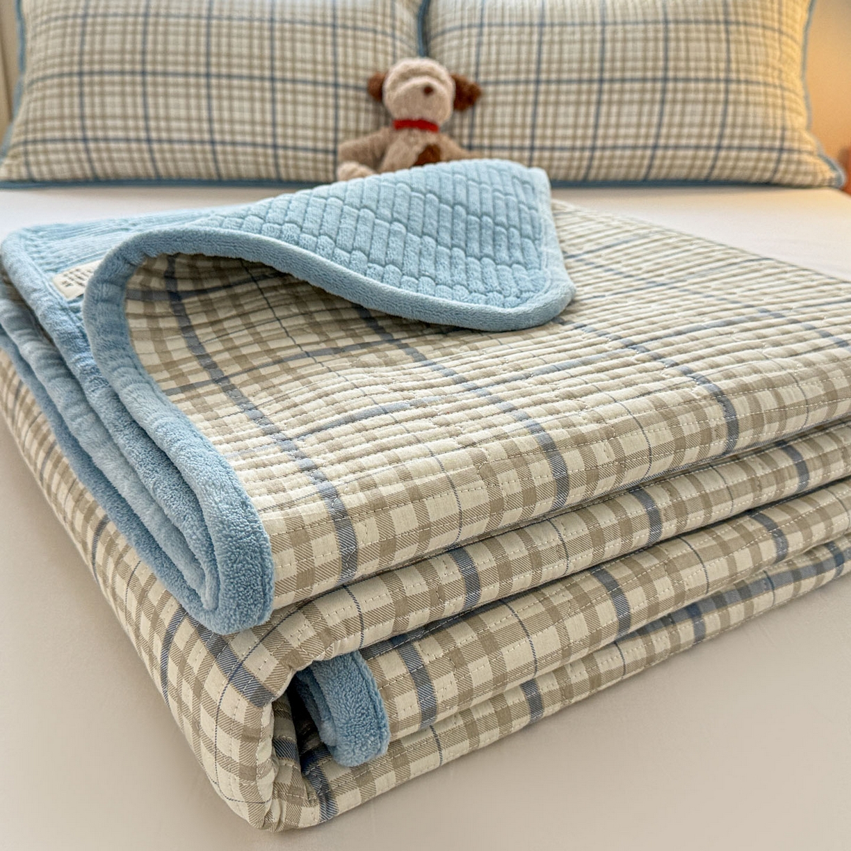 91家纺网 家纺一手货源 找家纺 恒尚居 2026新款纯棉牛奶绒双拼床垫双面两用床褥垫夹棉床盖床褥垫-冬款四季通用-系列一 大格蓝灰【A纯棉-B牛奶绒】