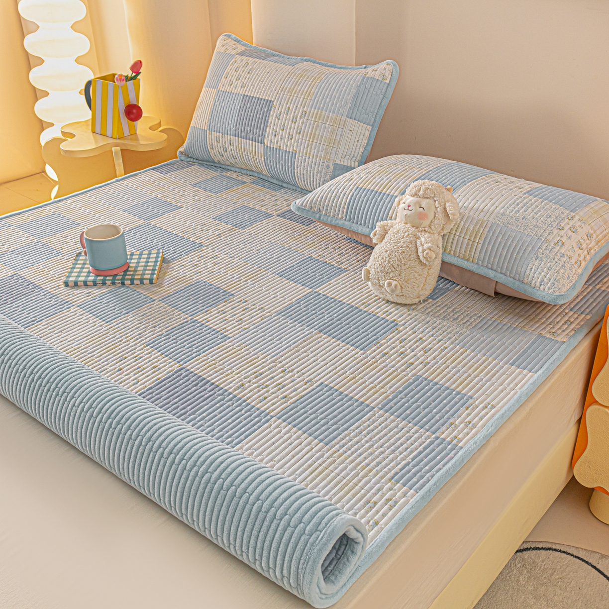 91家纺网 家纺一手货源 找家纺 恒尚居 2026新款纯棉牛奶绒双拼床垫双面两用床褥垫夹棉床盖床褥垫-冬款四季通用-系列一 芳菲-蓝【A纯棉-B牛奶绒】