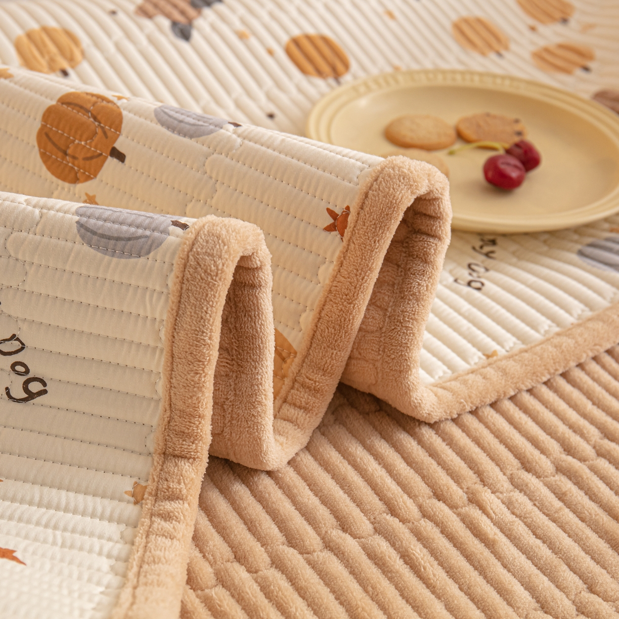 91家纺网 家纺一手货源 找家纺 恒尚居 2026新款纯棉牛奶绒双拼床垫双面两用床褥垫夹棉床盖床褥垫-冬款四季通用-系列一 南瓜星语【A纯棉-B牛奶绒】