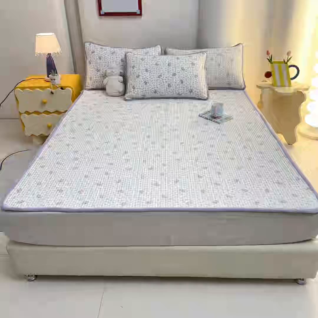 91家纺网 家纺一手货源 找家纺 恒尚居 2026新款纯棉牛奶绒双拼床垫双面两用床褥垫夹棉床盖床褥垫-冬款四季通用-系列一 清茶小熊【A纯棉-B牛奶绒】