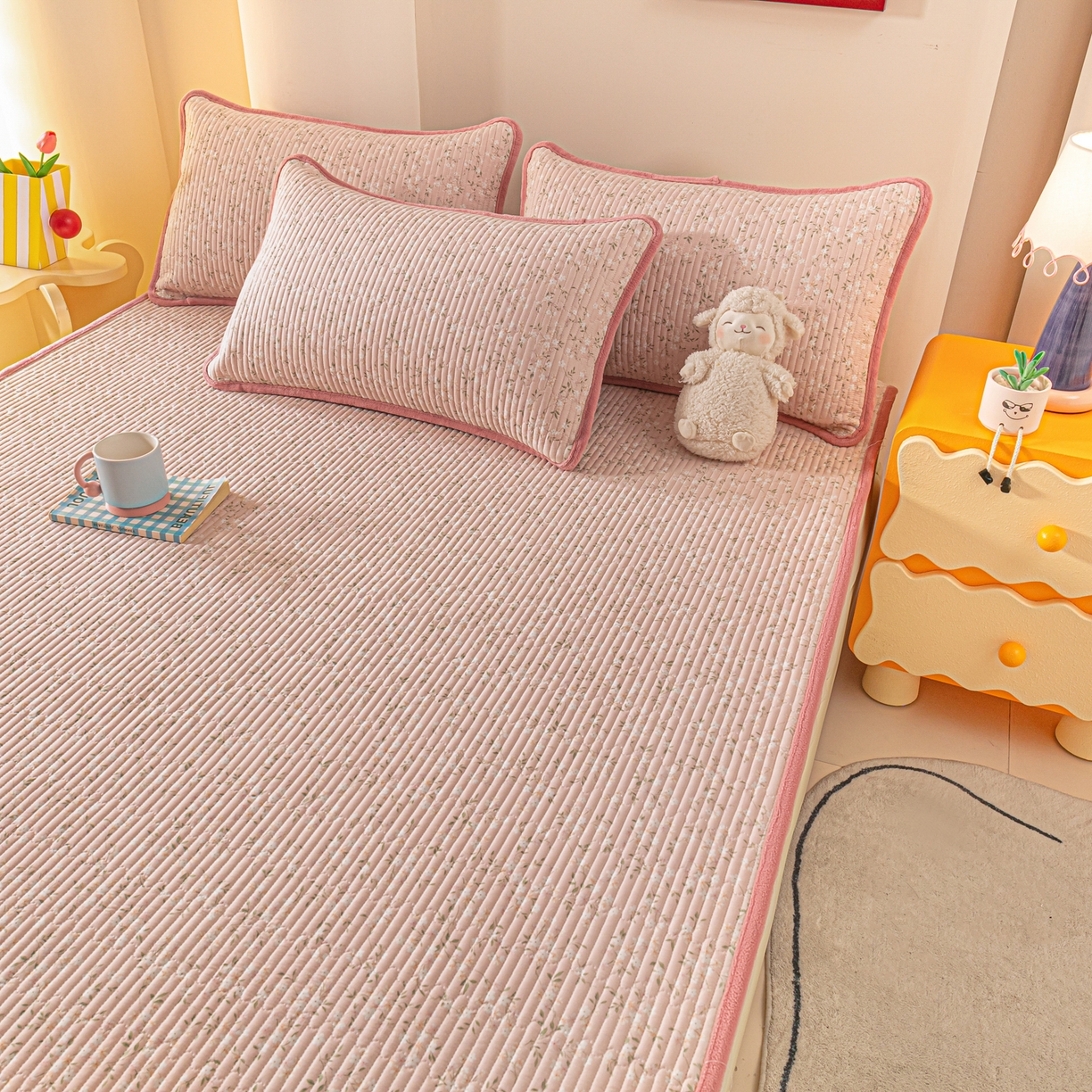 91家纺网 家纺一手货源 找家纺 恒尚居 2026新款纯棉牛奶绒双拼床垫双面两用床褥垫夹棉床盖床褥垫-冬款四季通用-系列一 樱花灿灿【A纯棉-B牛奶绒】