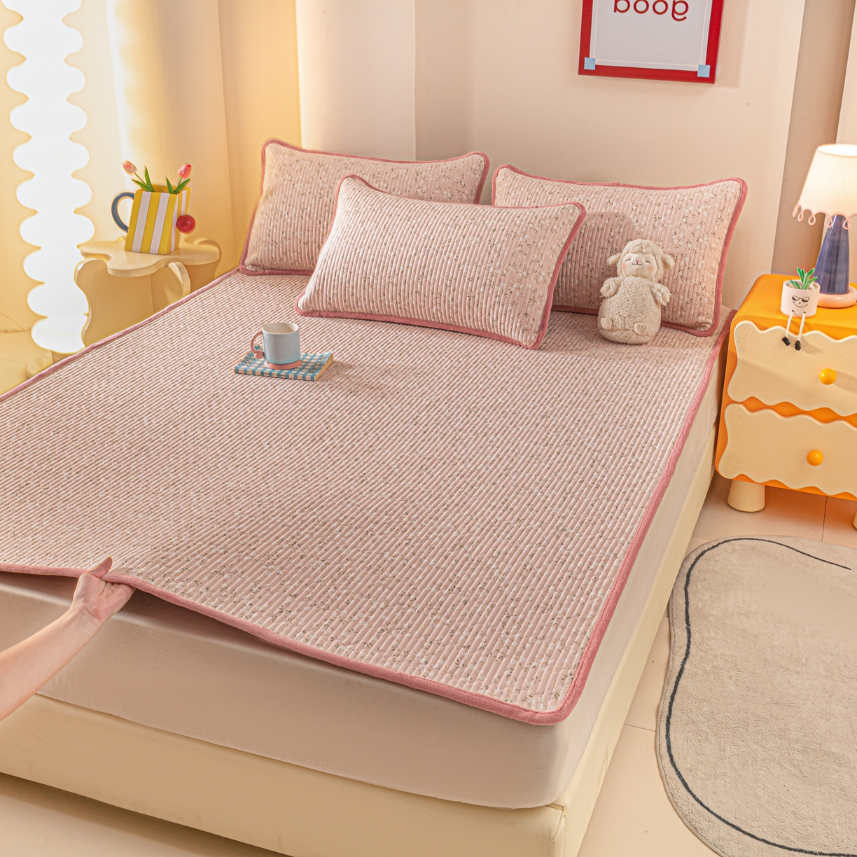 91家纺网 家纺一手货源 找家纺 恒尚居 2026新款纯棉牛奶绒双拼床垫双面两用床褥垫夹棉床盖床褥垫-冬款四季通用-系列一 樱花灿灿【A纯棉-B牛奶绒】