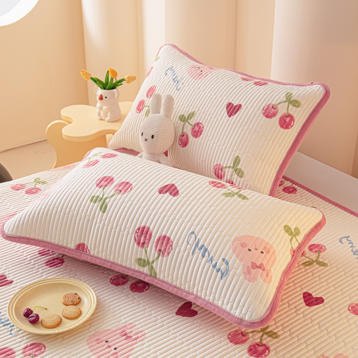 91家纺网 家纺一手货源 找家纺 恒尚居 2026新款纯棉牛奶绒双拼床垫双面两用床褥垫夹棉床盖床褥垫-冬款四季通用-系列一 樱桃粉兔【A纯棉-B牛奶绒】