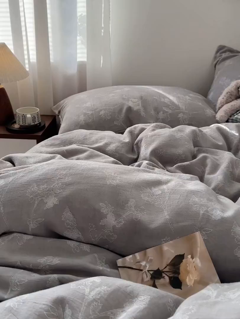 91家纺网 家纺一手货源 找家纺 艾咪-Amy ntmy 2026新款法式复古风全棉色织提花四件套-素雅 素雅灰