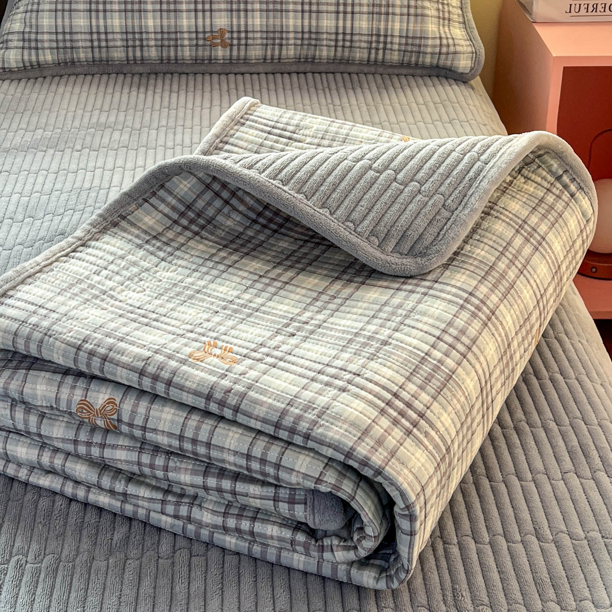 91家纺网 家纺一手货源 找家纺 （总）恒尚居 2026新款纯棉牛奶绒双拼床垫双面两用床褥垫夹棉床盖床褥垫-冬款四季通用-系列二