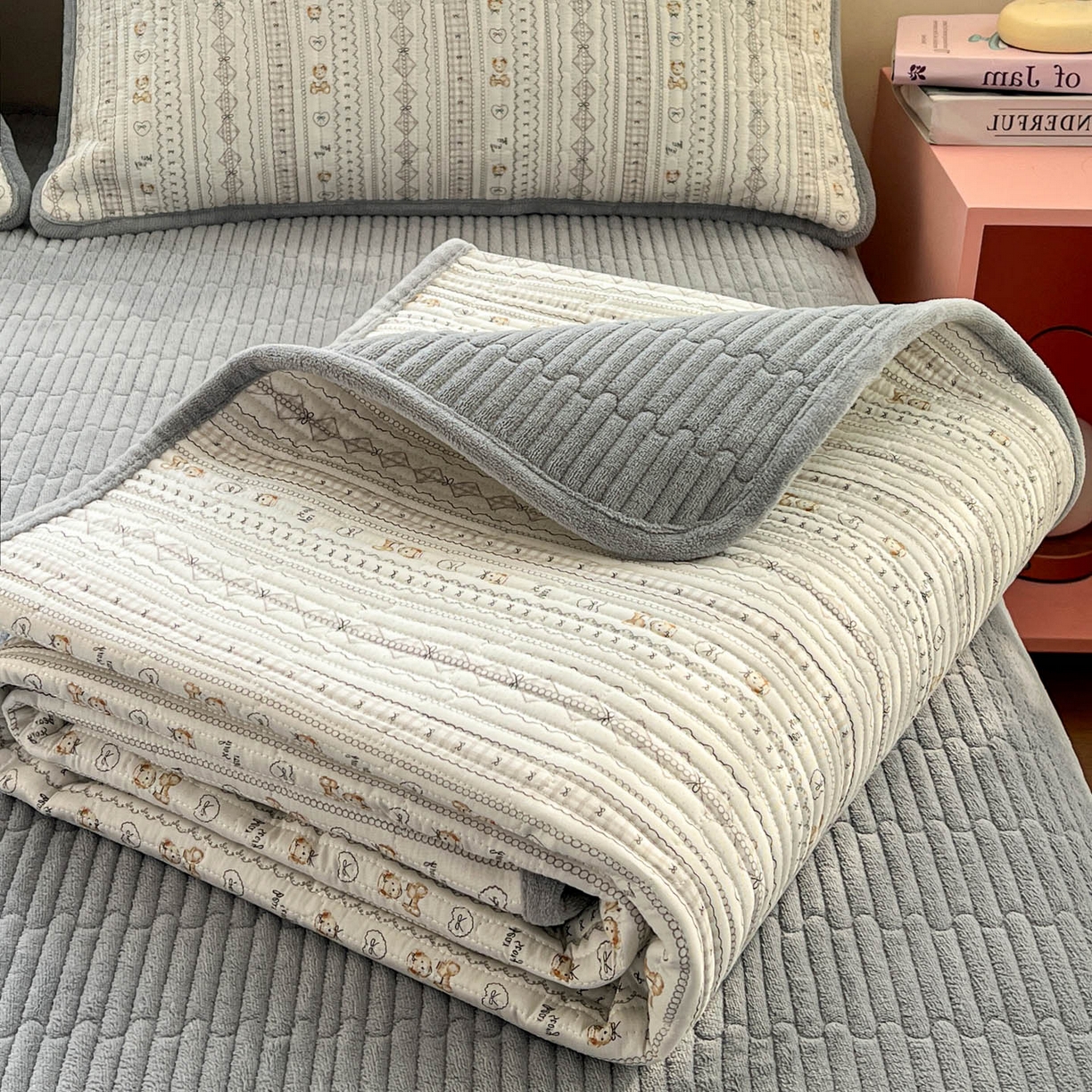 91家纺网 家纺一手货源 找家纺 （总）恒尚居 2026新款纯棉牛奶绒双拼床垫双面两用床褥垫夹棉床盖床褥垫-冬款四季通用-系列二