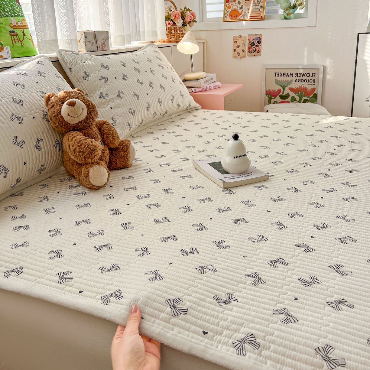 91家纺网 家纺一手货源 找家纺 恒尚居 2026新款纯棉牛奶绒双拼床垫双面两用床褥垫夹棉床盖床褥垫-冬款四季通用-系列二 爱心蝴蝶结【A纯棉-B牛奶绒】