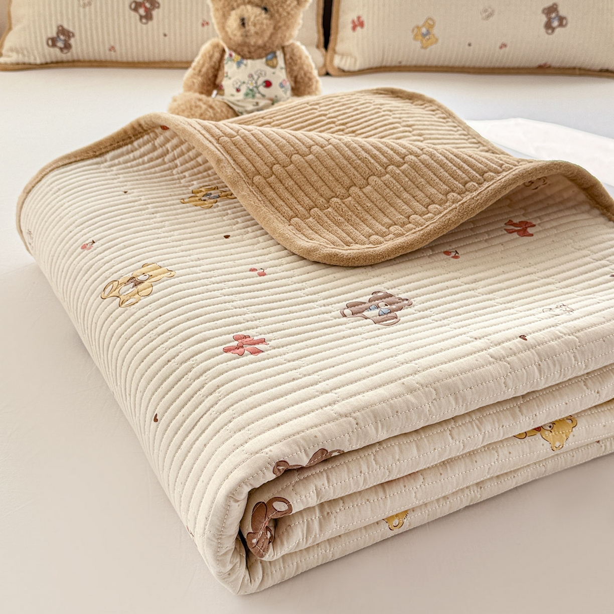 91家纺网 家纺一手货源 找家纺 恒尚居 2026新款纯棉牛奶绒双拼床垫双面两用床褥垫夹棉床盖床褥垫-冬款四季通用-系列二 芭比熊【A纯棉-B牛奶绒】