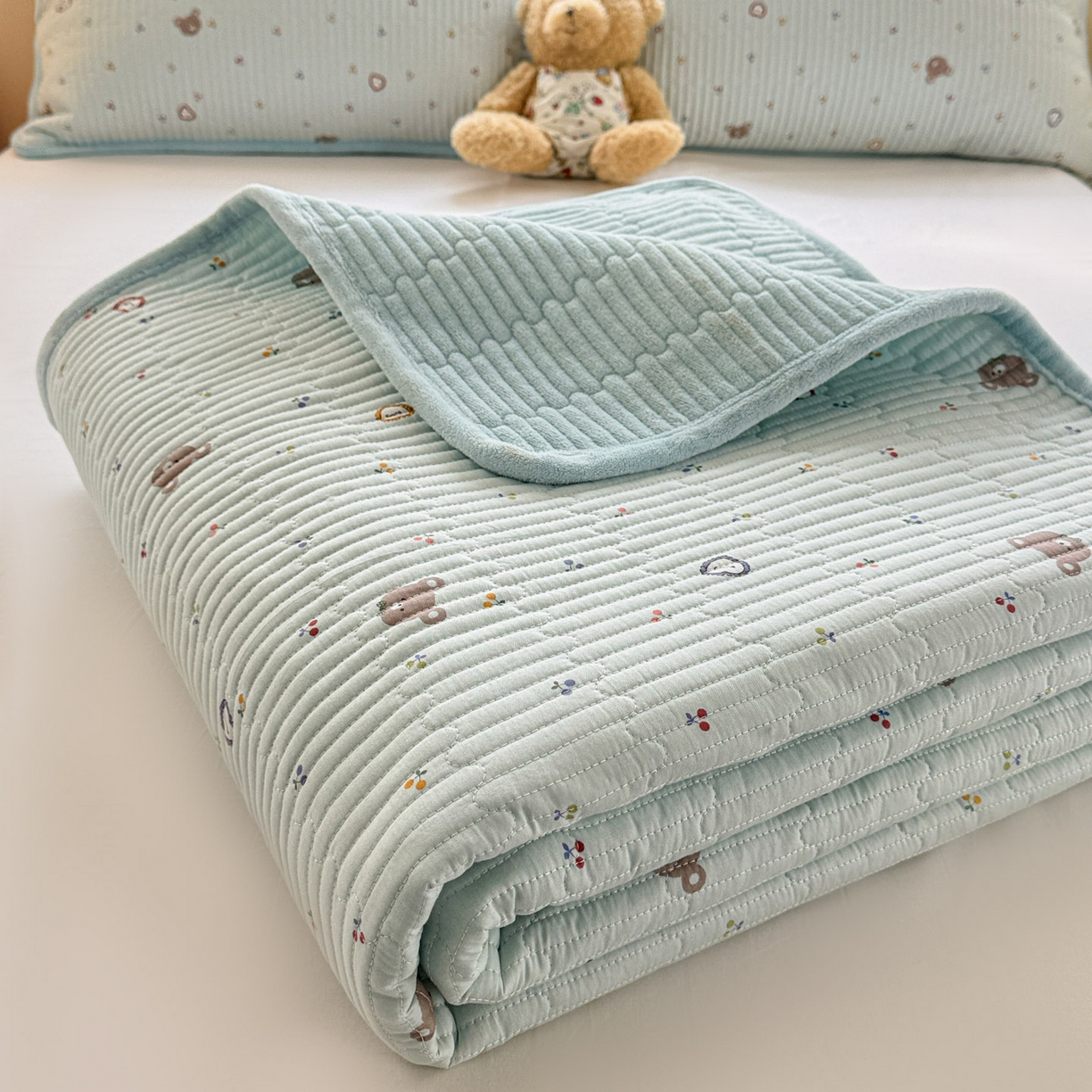 91家纺网 家纺一手货源 找家纺 恒尚居 2026新款纯棉牛奶绒双拼床垫双面两用床褥垫夹棉床盖床褥垫-冬款四季通用-系列二 布布熊【A纯棉-B牛奶绒】