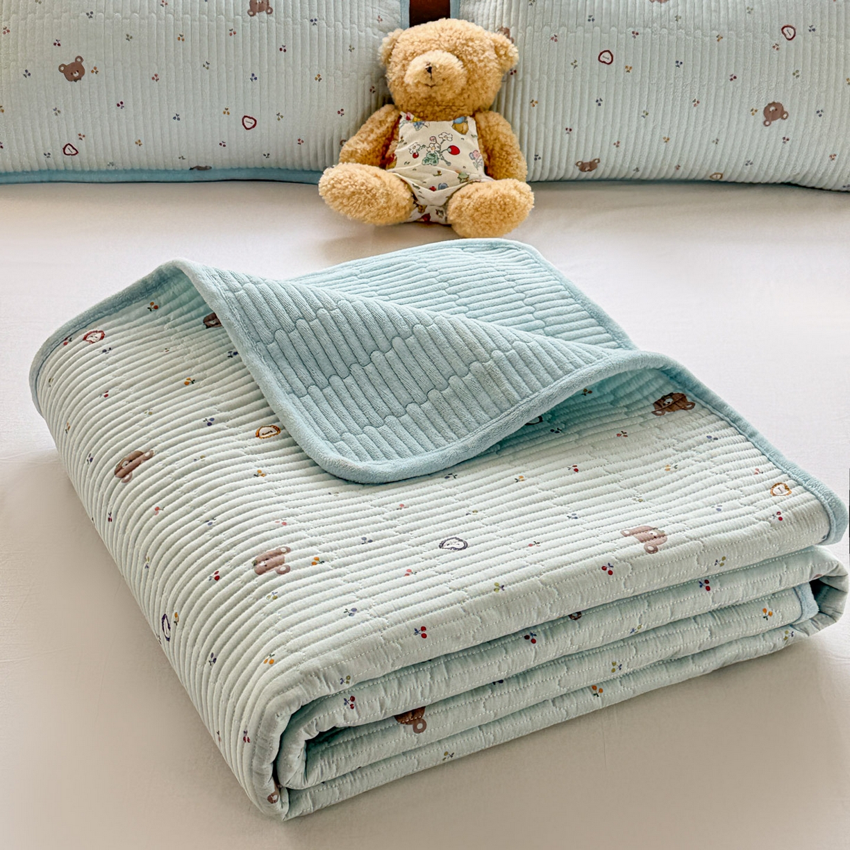 91家纺网 家纺一手货源 找家纺 恒尚居 2026新款纯棉牛奶绒双拼床垫双面两用床褥垫夹棉床盖床褥垫-冬款四季通用-系列二 布布熊【A纯棉-B牛奶绒】