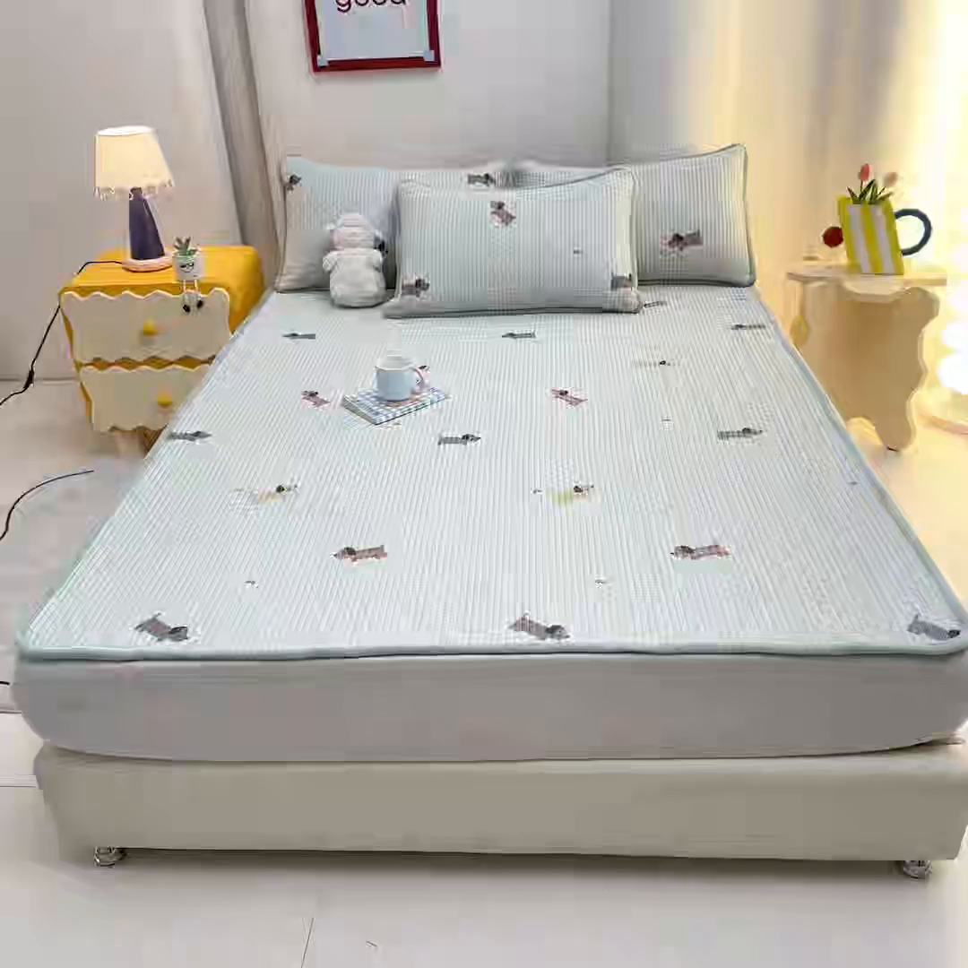 91家纺网 家纺一手货源 找家纺 恒尚居 2026新款纯棉牛奶绒双拼床垫双面两用床褥垫夹棉床盖床褥垫-冬款四季通用-系列二 布丁狗【A纯棉-B牛奶绒】