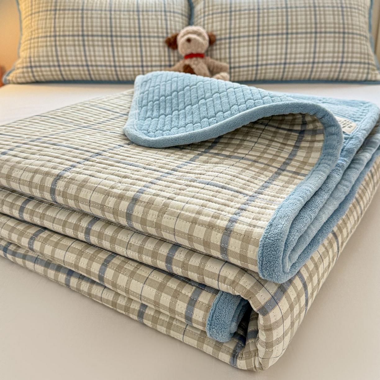 91家纺网 家纺一手货源 找家纺 恒尚居 2026新款纯棉牛奶绒双拼床垫双面两用床褥垫夹棉床盖床褥垫-冬款四季通用-系列二 大格蓝灰【A纯棉-B牛奶绒】