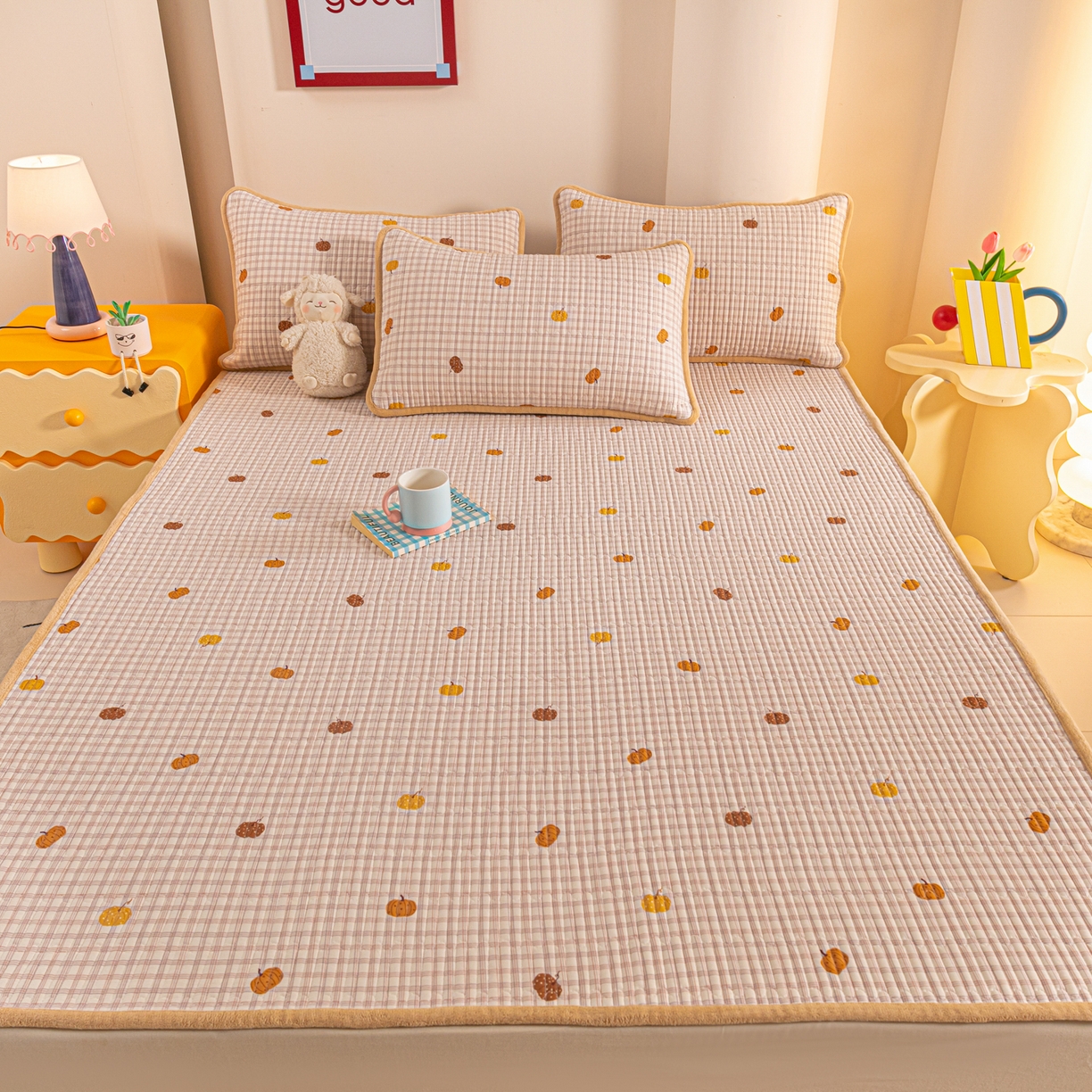 91家纺网 家纺一手货源 找家纺 恒尚居 2026新款纯棉牛奶绒双拼床垫双面两用床褥垫夹棉床盖床褥垫-冬款四季通用-系列二 南瓜奇趣【A纯棉-B牛奶绒】