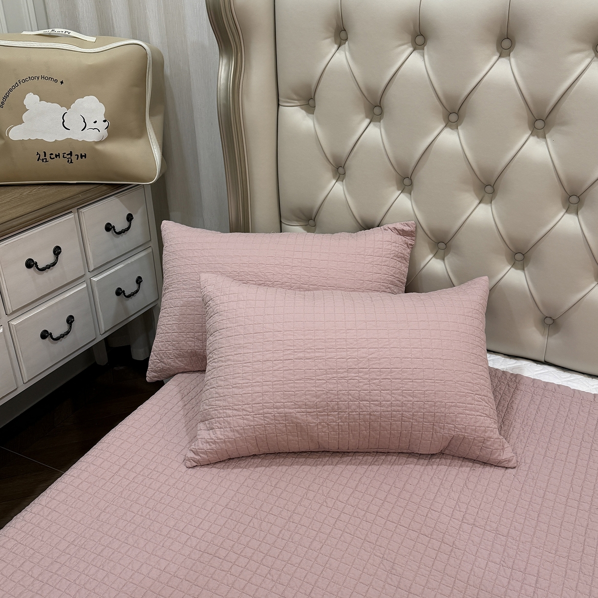 91家纺网 家纺一手货源 找家纺 床盖工厂店 2026新款双面全棉填充棉花面包格床盖三件套 面包格-玫瑰粉