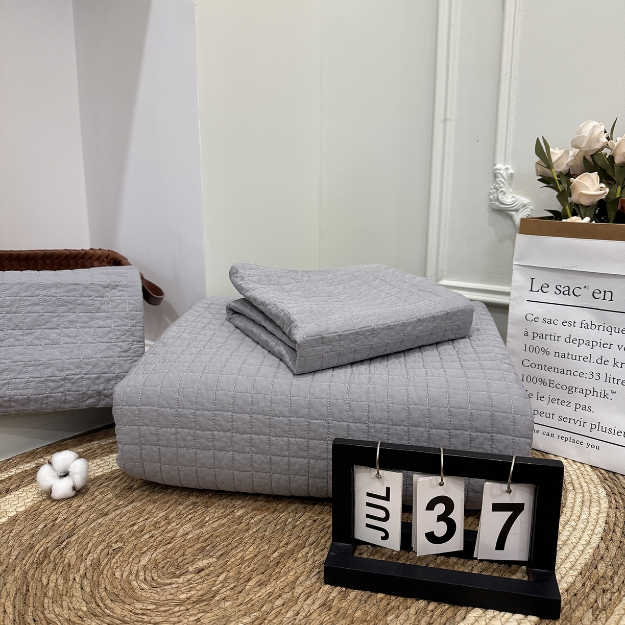 91家纺网 家纺一手货源 找家纺 床盖工厂店 2026新款双面全棉填充棉花面包格床盖三件套 面包格-银灰