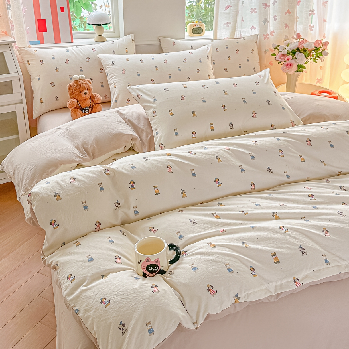 91家纺网 家纺一手货源 找家纺 斯卡诺家纺 2026新款春夏古法水洗仿棉云感纱四件套小布袋五件套 狗狗家族