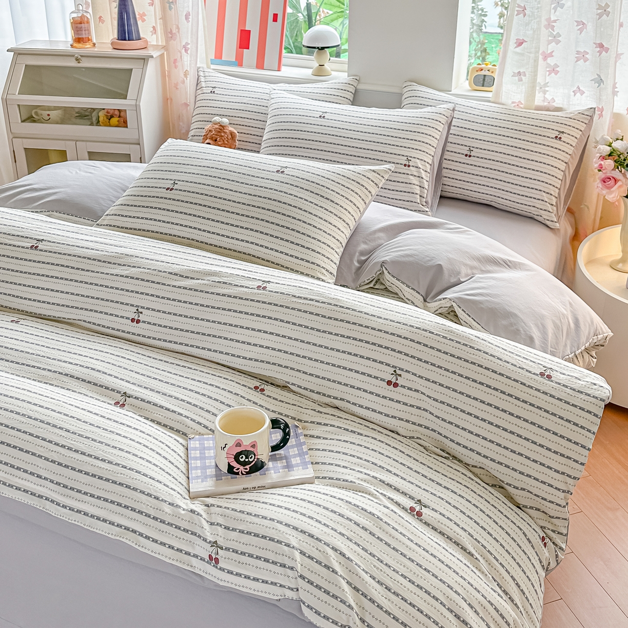 91家纺网 家纺一手货源 找家纺 斯卡诺家纺 2026新款春夏古法水洗仿棉云感纱四件套小布袋五件套 灰樱桃