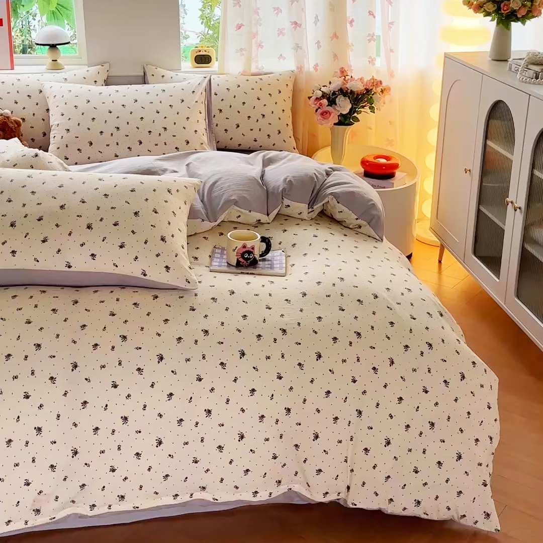 91家纺网 家纺一手货源 找家纺 斯卡诺家纺 2026新款春夏古法水洗仿棉云感纱四件套小布袋五件套 慕兮