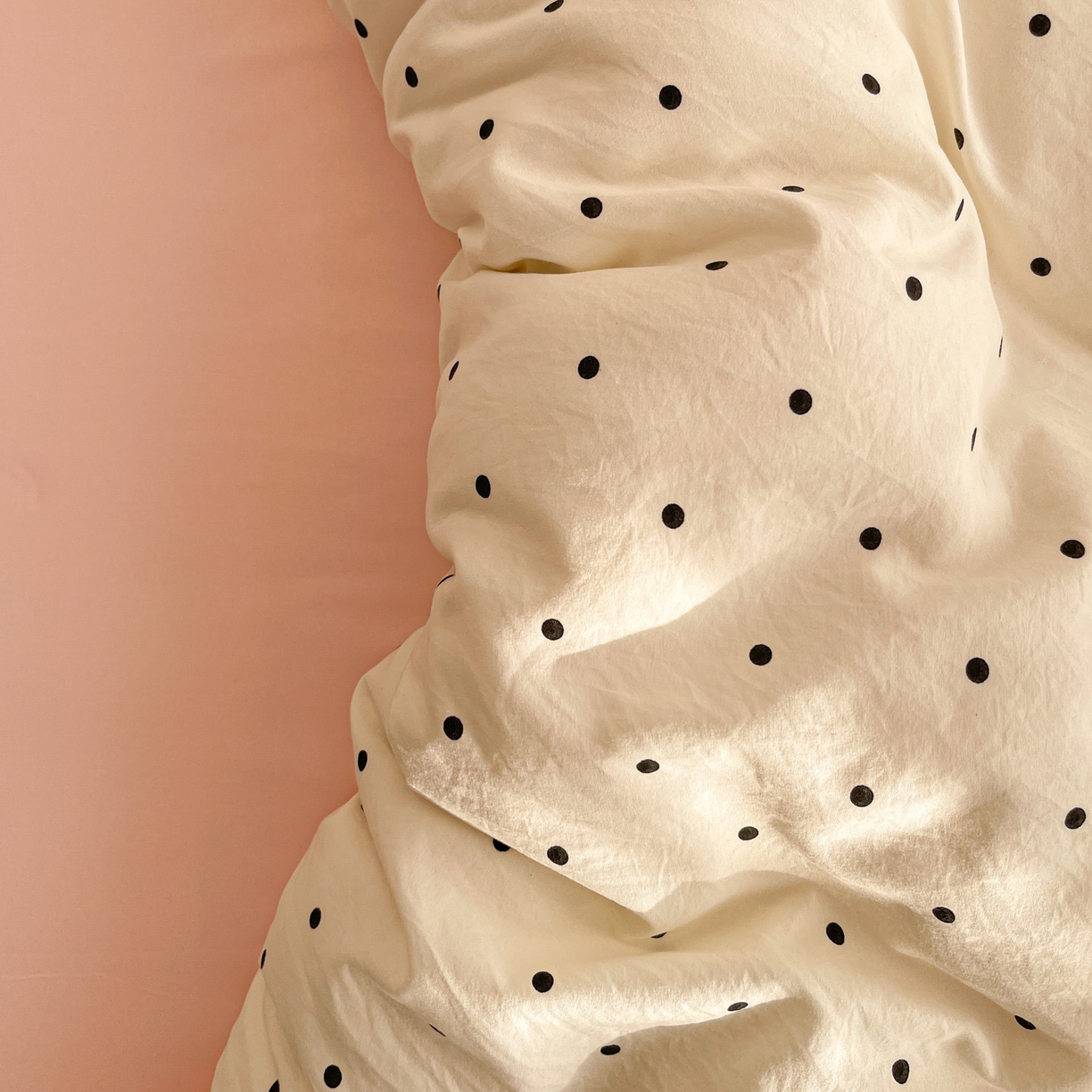 91家纺网 家纺一手货源 找家纺 赫然 2026新款水洗双层纱单品被套 波点粉