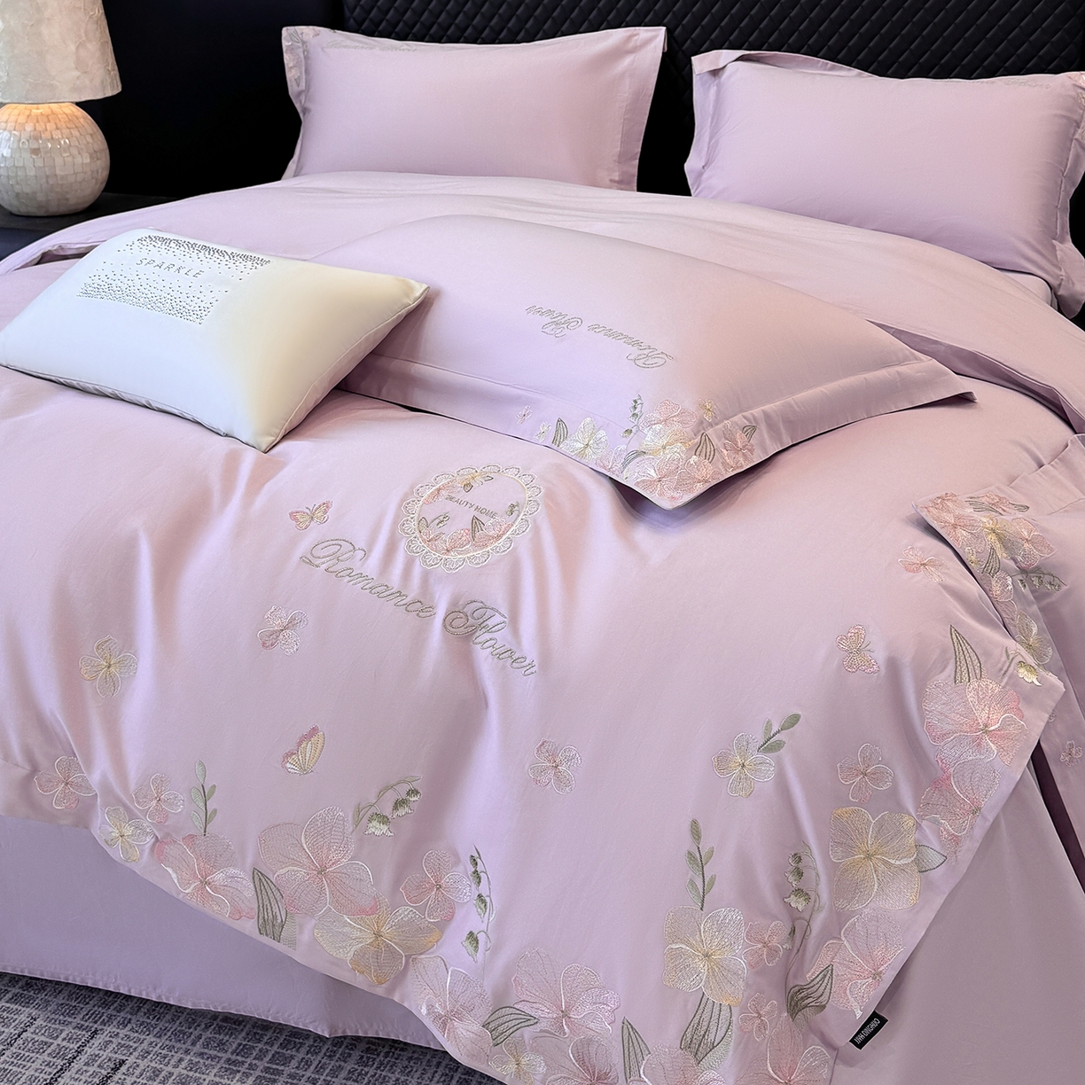 91家纺网 家纺一手货源 找家纺 家居1号家纺 2026新款长绒棉纯棉刺绣四件套-蝴蝶兰系列 蝴蝶兰-香芋紫