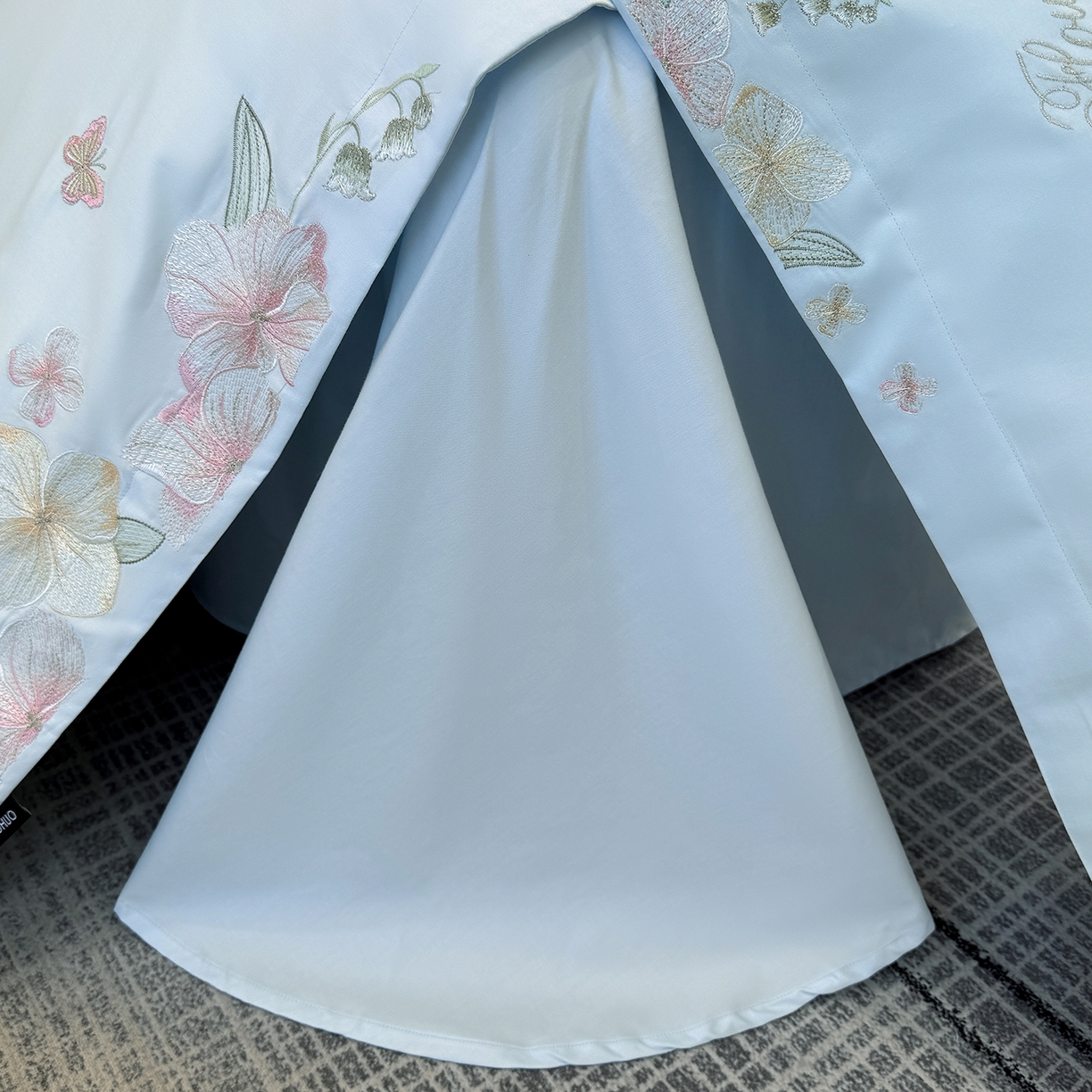 91家纺网 家纺一手货源 找家纺 家居1号家纺 2026新款长绒棉纯棉刺绣四件套-蝴蝶兰系列 蝴蝶兰-温馨蓝