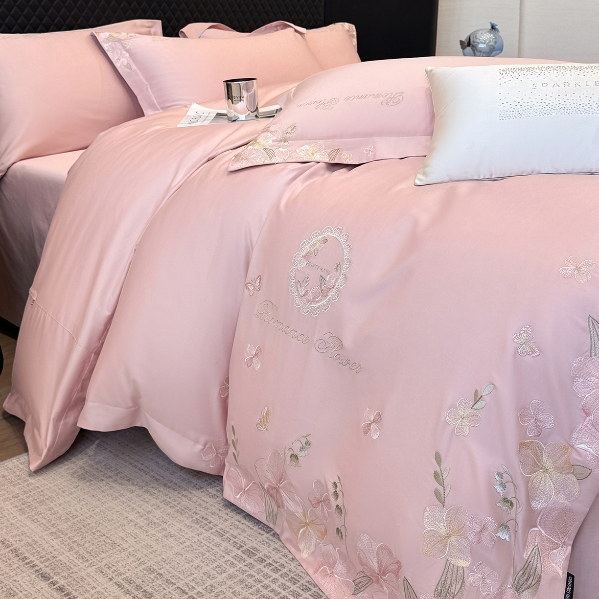 91家纺网 家纺一手货源 找家纺 家居1号家纺 2026新款长绒棉纯棉刺绣四件套-蝴蝶兰系列 蝴蝶兰-桃花粉