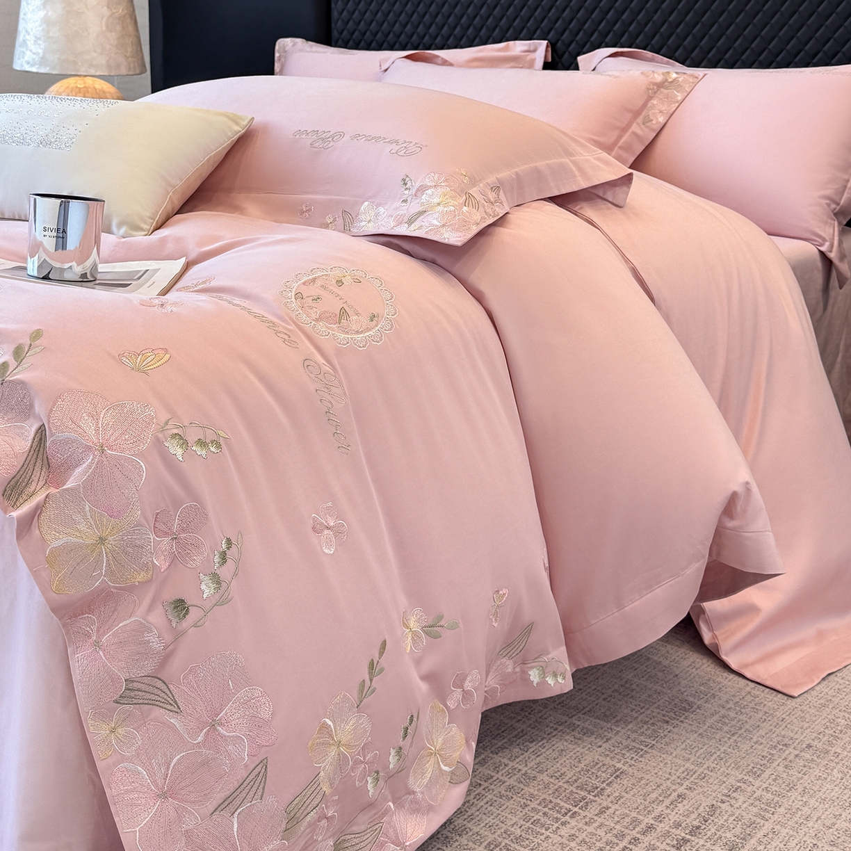 91家纺网 家纺一手货源 找家纺 家居1号家纺 2026新款长绒棉纯棉刺绣四件套-蝴蝶兰系列 蝴蝶兰-桃花粉