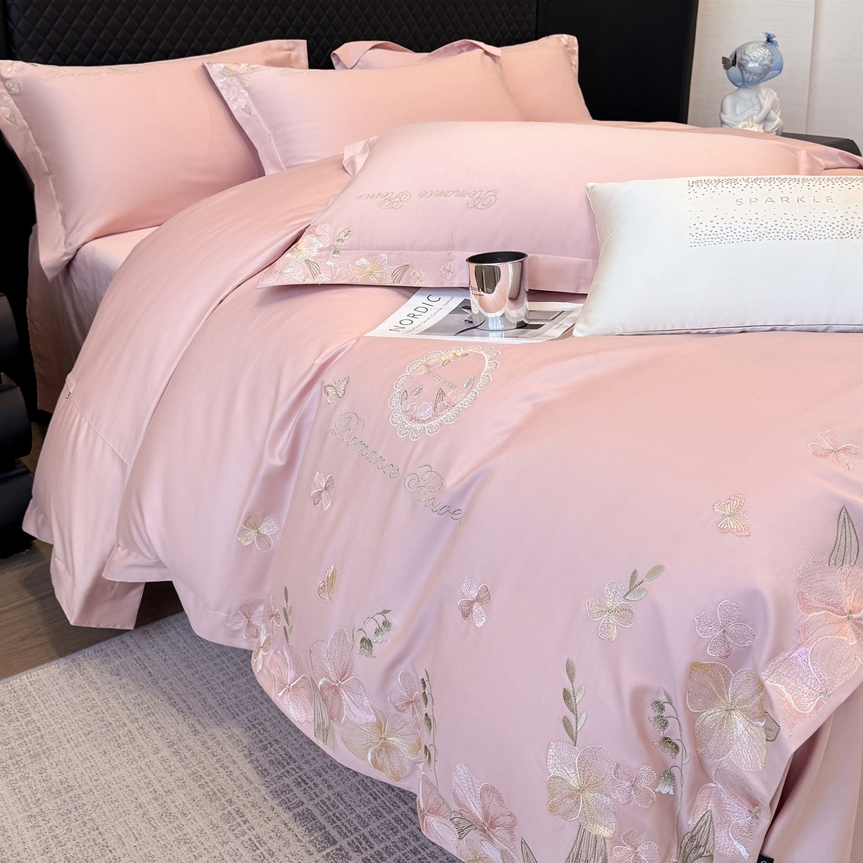 91家纺网 家纺一手货源 找家纺 家居1号家纺 2026新款长绒棉纯棉刺绣四件套-蝴蝶兰系列 蝴蝶兰-桃花粉