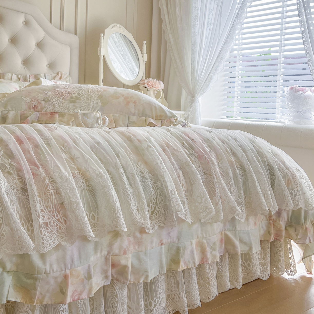 91家纺网 家纺一手货源 找家纺 恋尚 2026新款全棉印花床笠式床裙（控价135起） 春浅