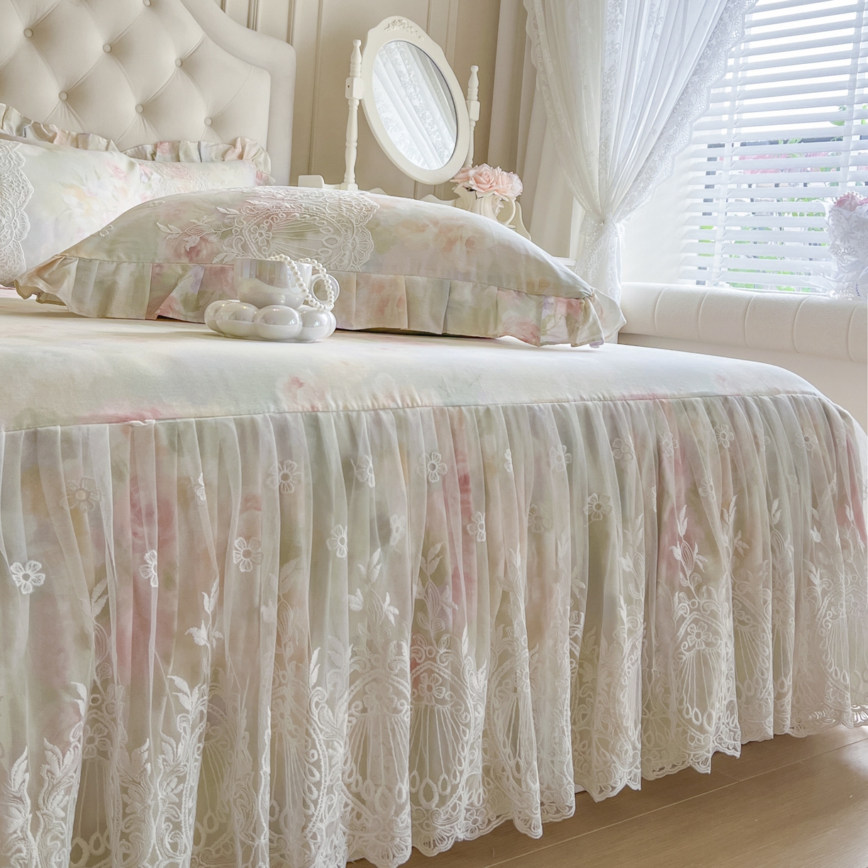 91家纺网 家纺一手货源 找家纺 恋尚 2026新款全棉印花床笠式裙四件套（控价268/278/288/298/288/298/308) 春浅