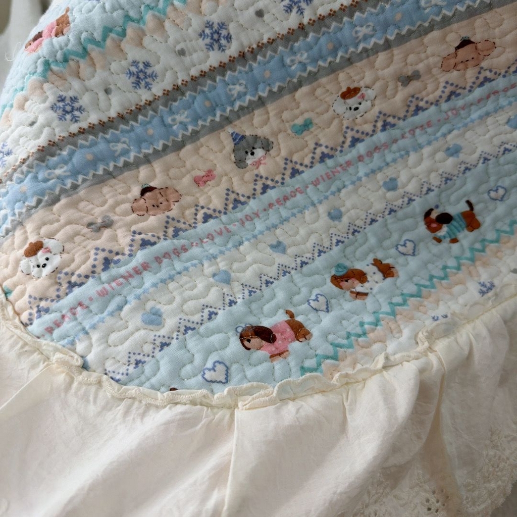 91家纺网 家纺一手货源 找家纺 暖居 2026新款大尺寸双层纱高温砂洗245X265床盖三件套 旺旺队