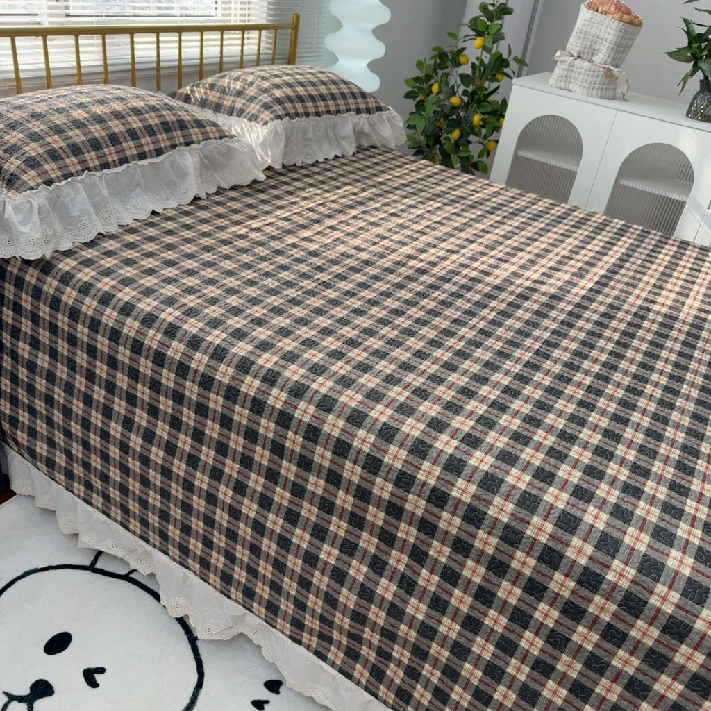 91家纺网 家纺一手货源 找家纺 暖居 2026新款大尺寸双层纱高温砂洗245X265床盖三件套 洛璃