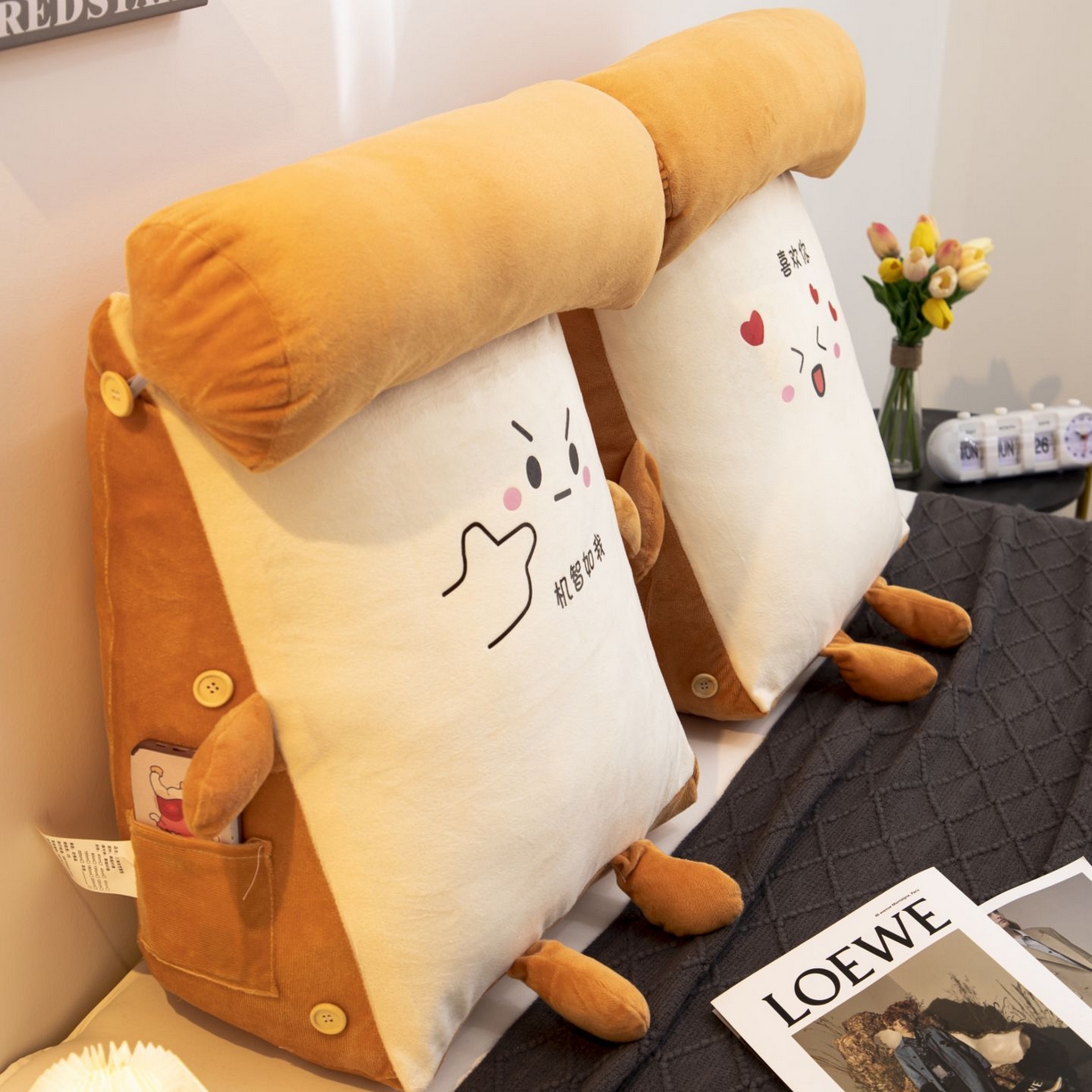 91家纺网 家纺一手货源 找家纺 沐沐家纺 2026新款卡通表情包三角小靠背 机智如我