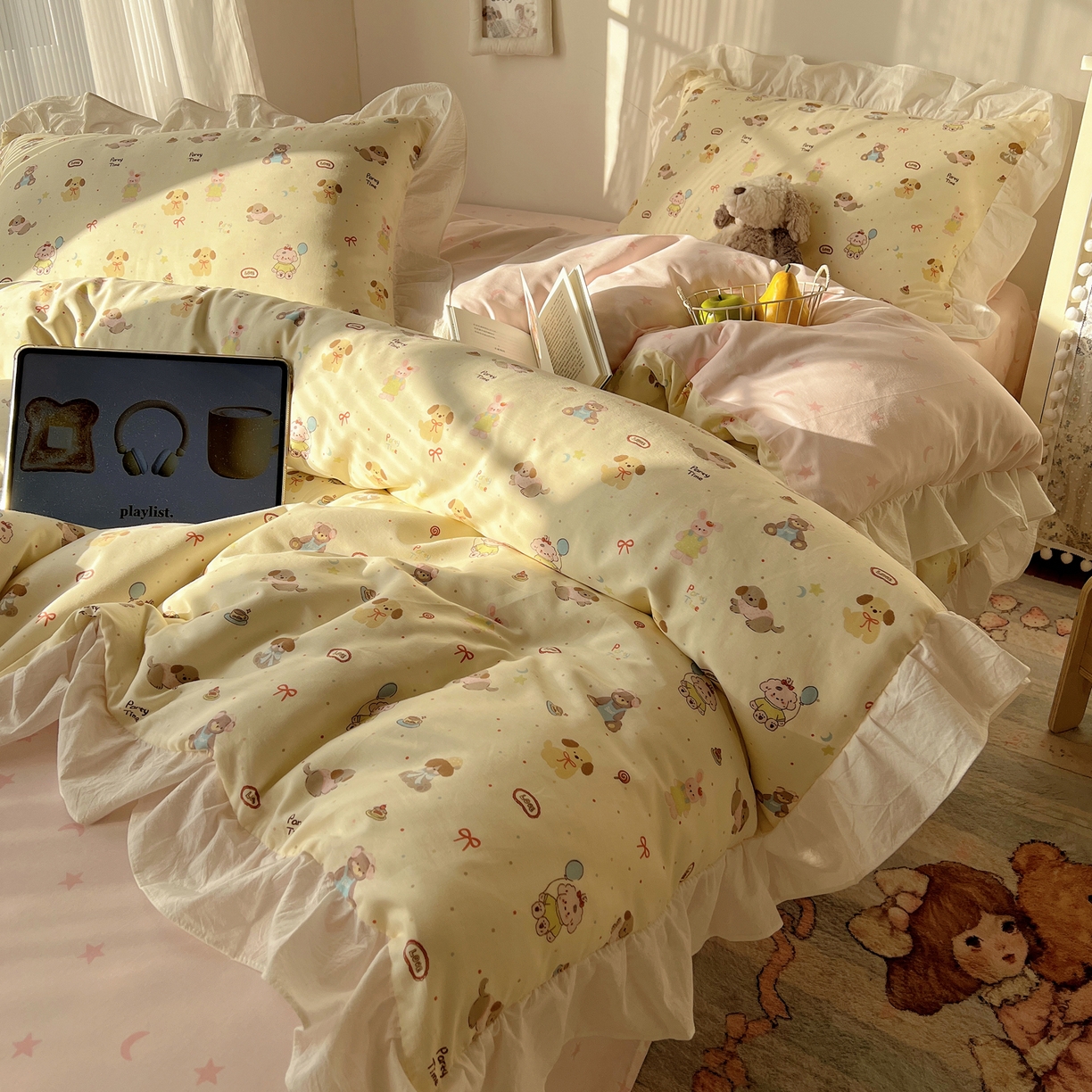 91家纺网 家纺一手货源 找家纺 六巷胡同 2026春夏新款韩系花边款卡通40支13070全棉四件套（第二系列）-风格二 花边气球派希犬