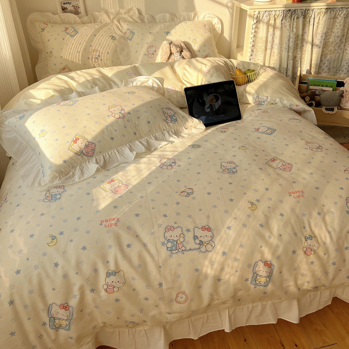 91家纺网 家纺一手货源 找家纺 六巷胡同 2026春夏新款韩系花边款卡通40支13070全棉四件套（第二系列）-风格二 花边蓝星电话喵