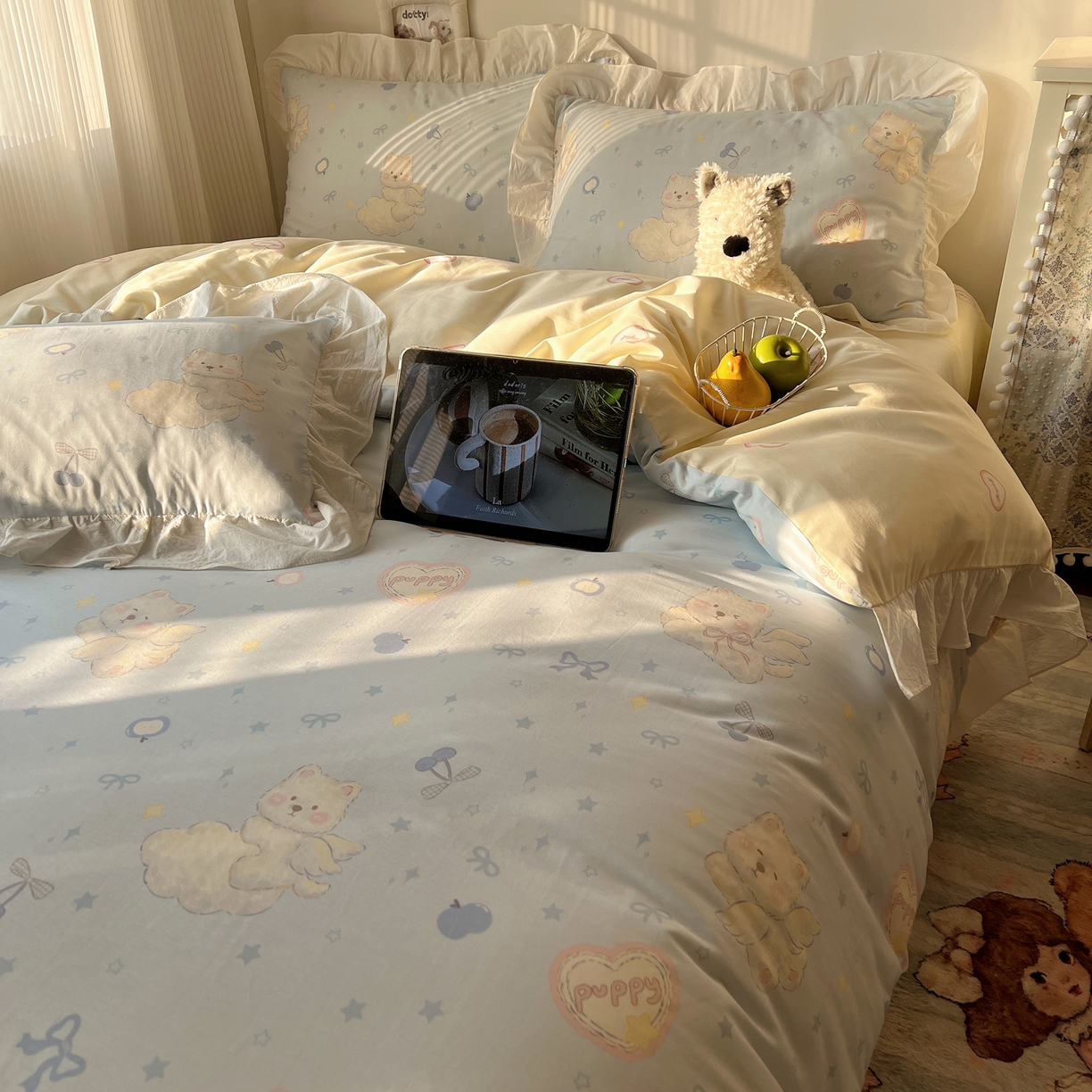 91家纺网 家纺一手货源 找家纺 六巷胡同 2026春夏新款韩系花边款卡通40支13070全棉四件套（第二系列）-风格二 花边萌趣小飞犬