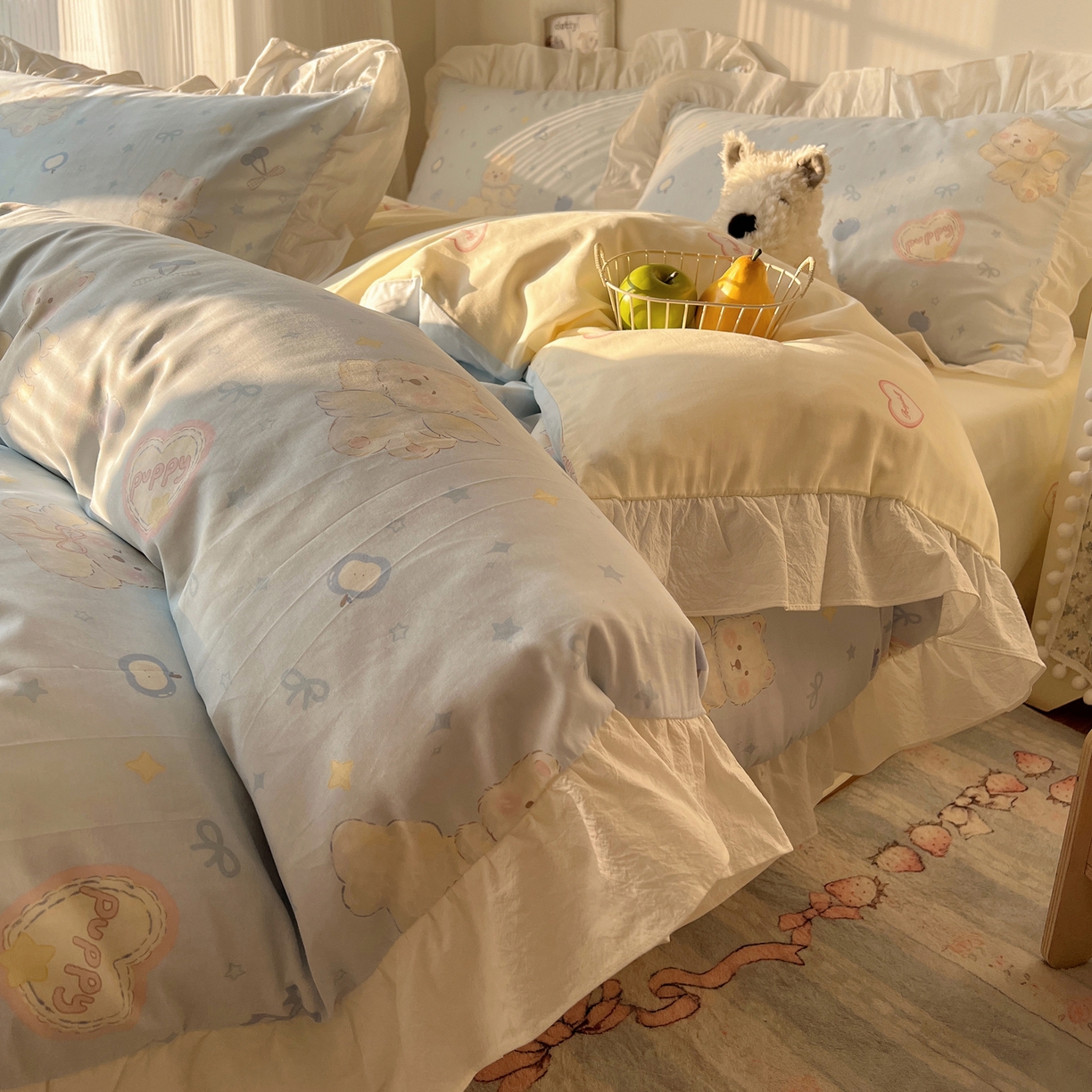 91家纺网 家纺一手货源 找家纺 六巷胡同 2026春夏新款韩系花边款卡通40支13070全棉四件套（第二系列）-风格二 花边萌趣小飞犬