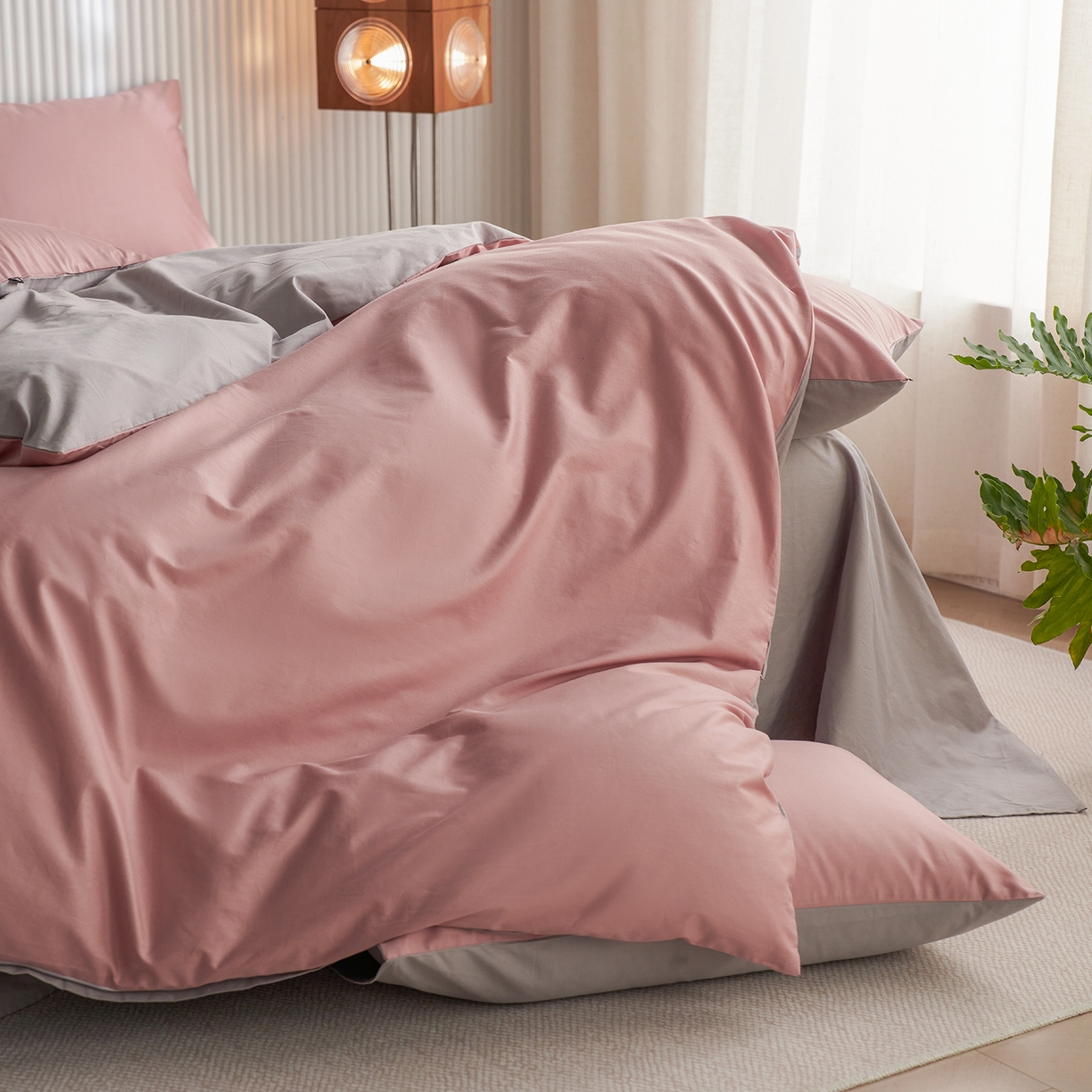 91家纺网 家纺一手货源 找家纺 小懒猪 2026新款13372A类双拼纯色全棉纯棉四件套 （提供买家秀） 豆沙-银灰