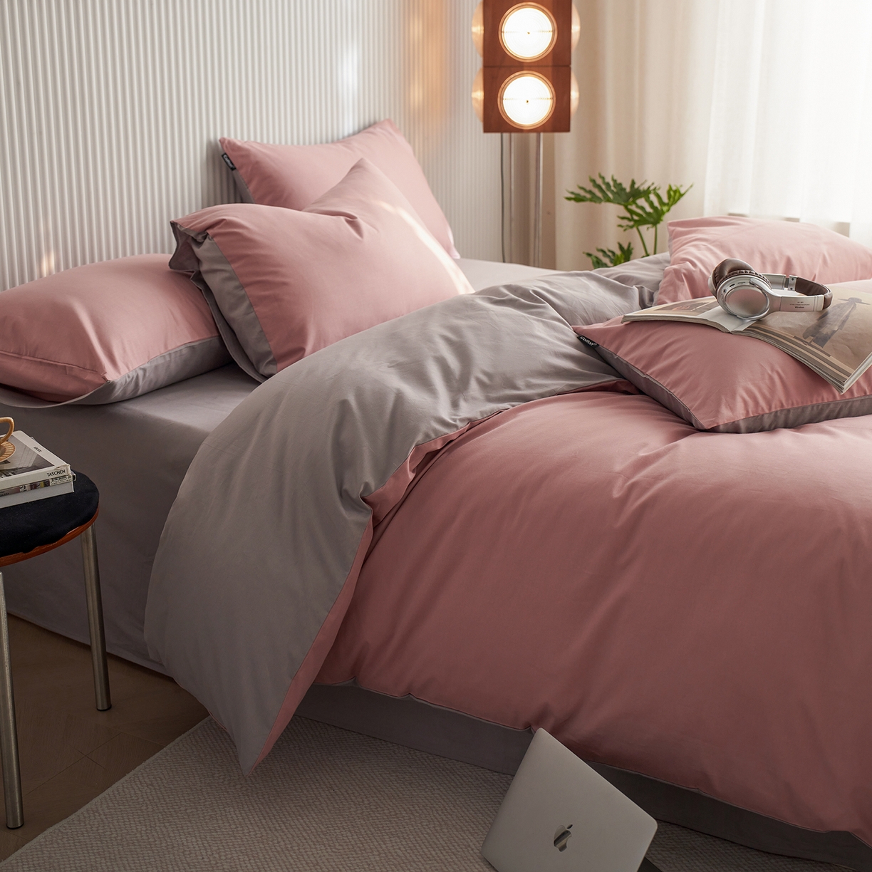 91家纺网 家纺一手货源 找家纺 小懒猪 2026新款13372A类双拼纯色全棉纯棉四件套 （提供买家秀） 豆沙-银灰