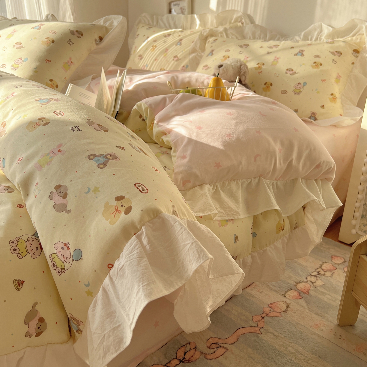 91家纺网 家纺一手货源 找家纺 六巷胡同 2026春夏新款韩系花边款卡通40支13070全棉四件套（第二系列）-风格二 花边气球派希犬