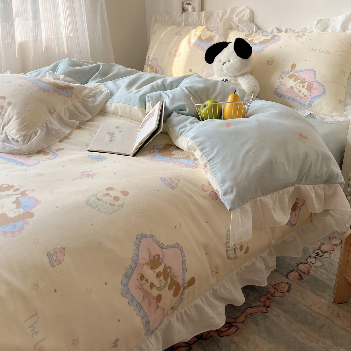 91家纺网 家纺一手货源 找家纺 六巷胡同 2026春夏新款韩系花边款卡通40支13070全棉四件套（第二系列）-风格二 花边慵懒猫咪崽