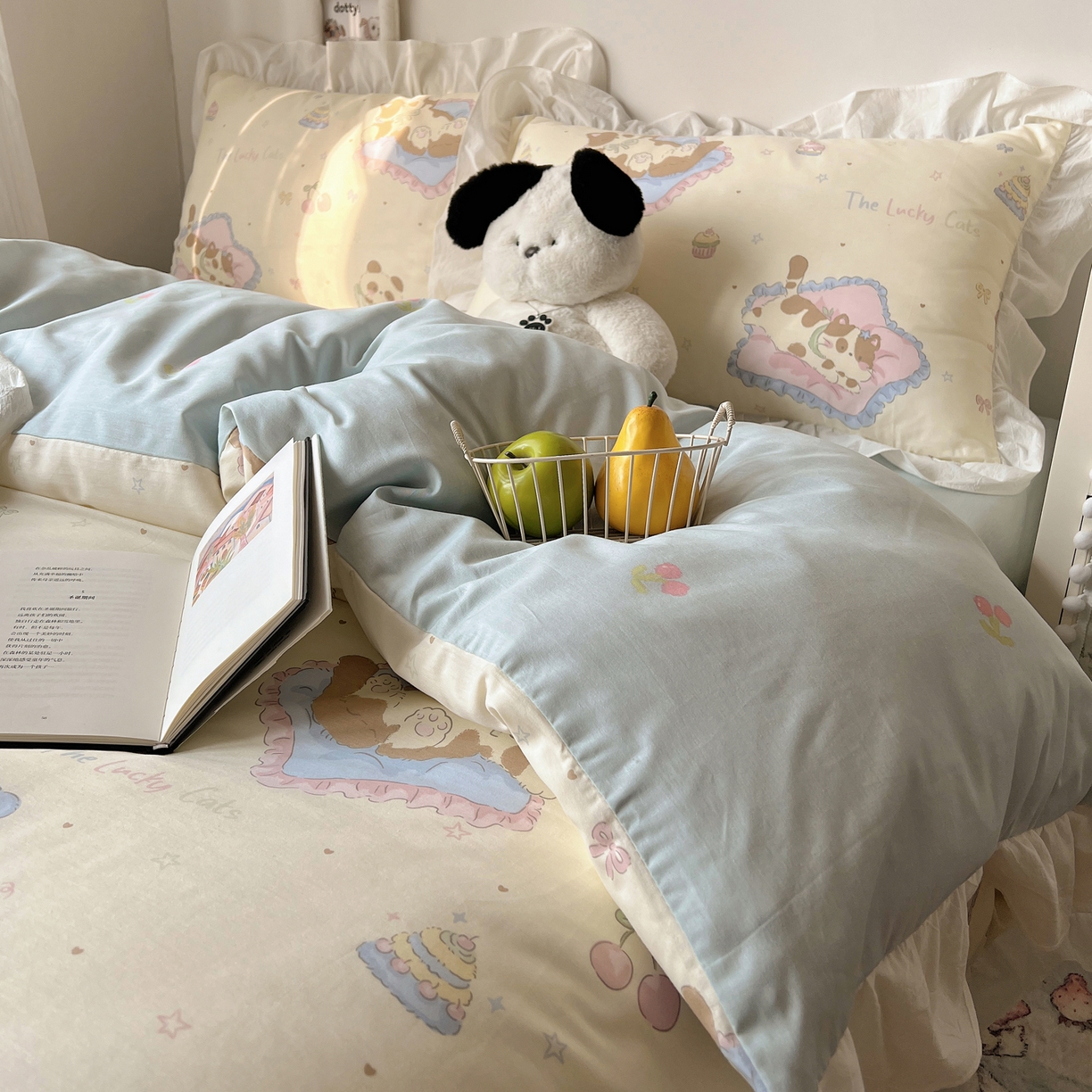 91家纺网 家纺一手货源 找家纺 六巷胡同 2026春夏新款韩系花边款卡通40支13070全棉四件套（第二系列）-风格二 花边慵懒猫咪崽