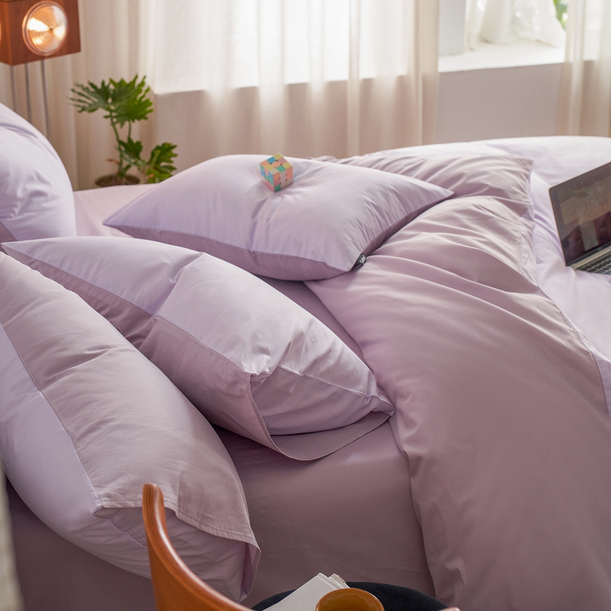 91家纺网 家纺一手货源 找家纺 小懒猪 2026新款13372A类双拼纯色全棉纯棉四件套 （提供买家秀） 粉紫-香芋紫