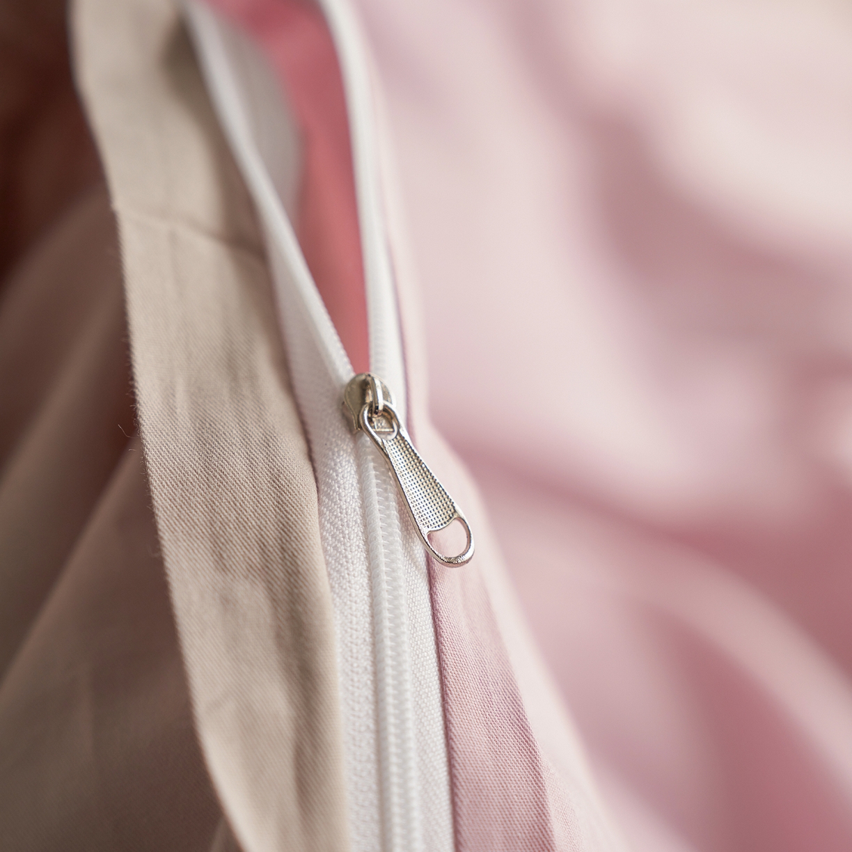 91家纺网 家纺一手货源 找家纺 小懒猪 2026新款13372A类双拼纯色全棉纯棉四件套 浅紫-山灰