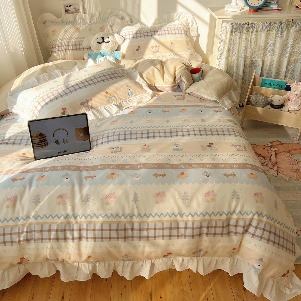 91家纺网 家纺一手货源 找家纺 六巷胡同 2026春夏新款韩系花边款卡通40支13070全棉四件套（第二系列）-风格二 花边费尔岛狗狗