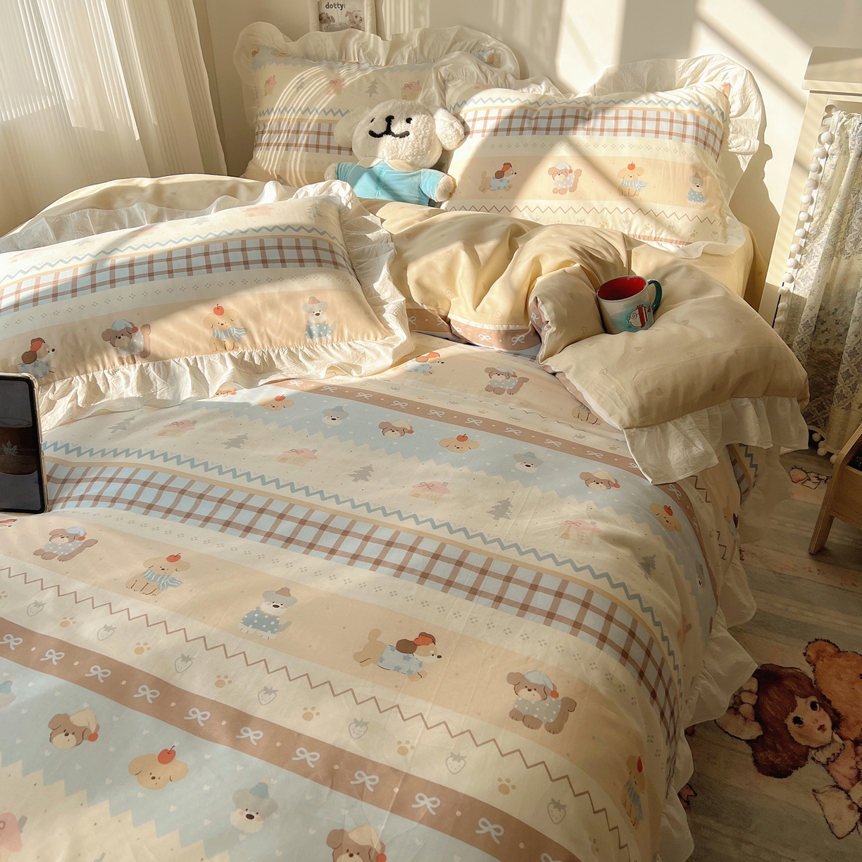 91家纺网 家纺一手货源 找家纺 六巷胡同 2026春夏新款韩系花边款卡通40支13070全棉四件套（第二系列）-风格二 花边费尔岛狗狗