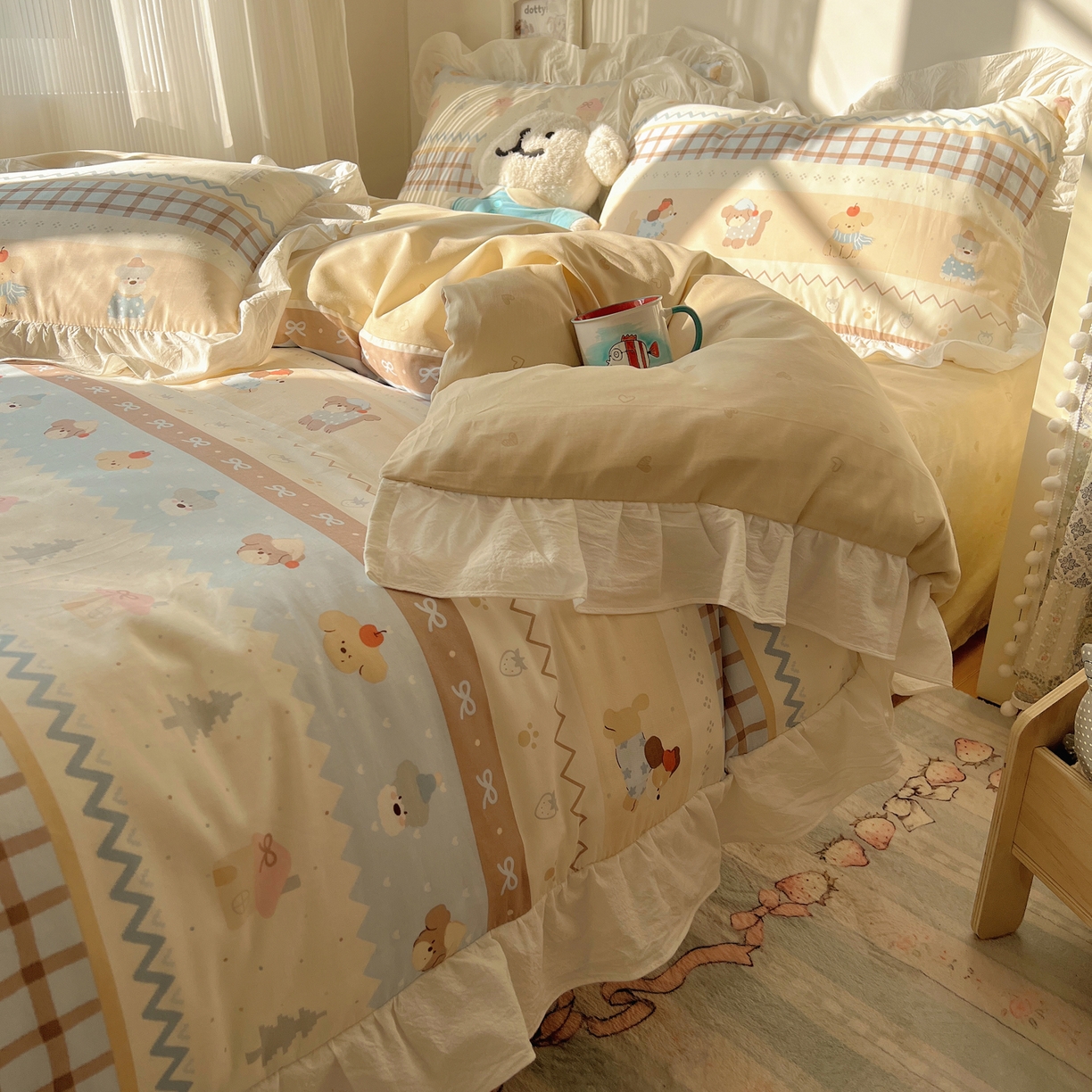 91家纺网 家纺一手货源 找家纺 六巷胡同 2026春夏新款韩系花边款卡通40支13070全棉四件套（第二系列）-风格二 花边费尔岛狗狗