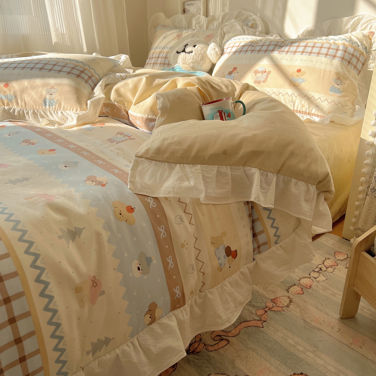 91家纺网 家纺一手货源 找家纺 六巷胡同 2026春夏新款韩系花边款卡通40支13070全棉四件套（第二系列）-风格二 花边费尔岛狗狗