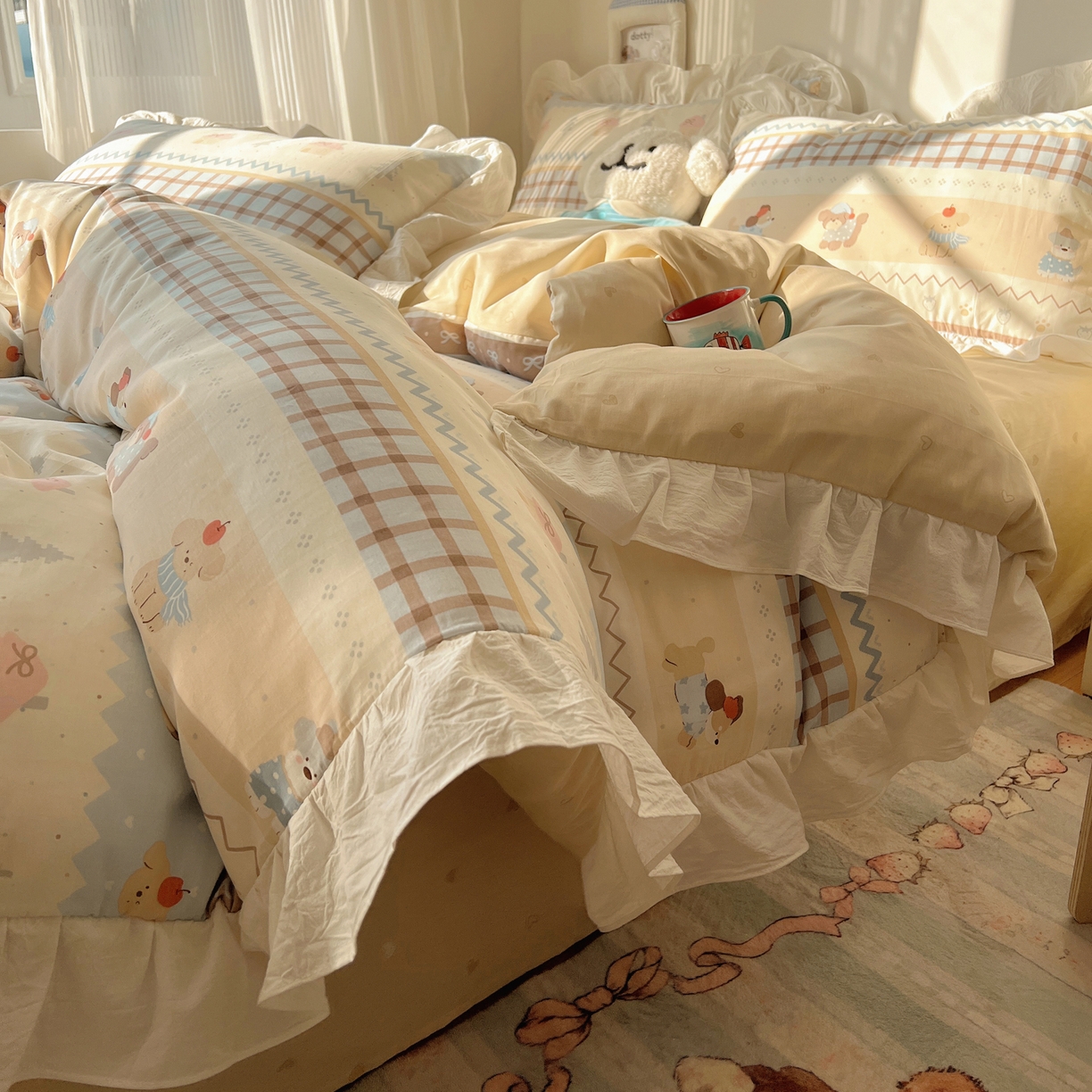 91家纺网 家纺一手货源 找家纺 六巷胡同 2026春夏新款韩系花边款卡通40支13070全棉四件套（第二系列）-风格二 花边费尔岛狗狗